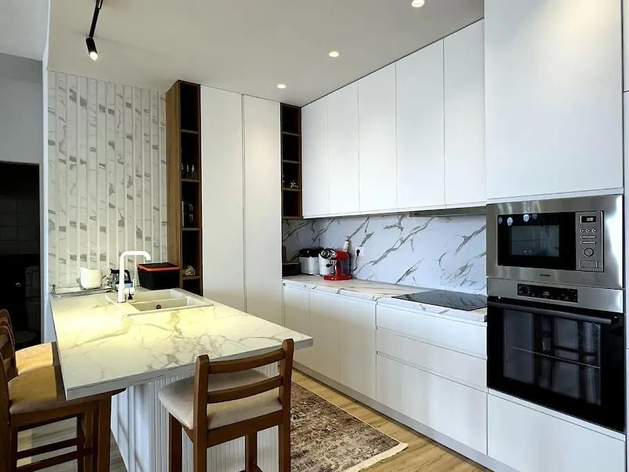 Seafront Oasis Luxury Apartment, With Sae View Sarandë Appartamento
