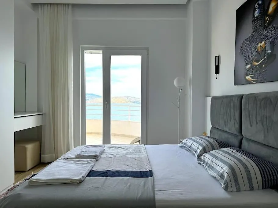 Seafront Oasis Luxury Apartment, With Sae View Sarandë 0*,