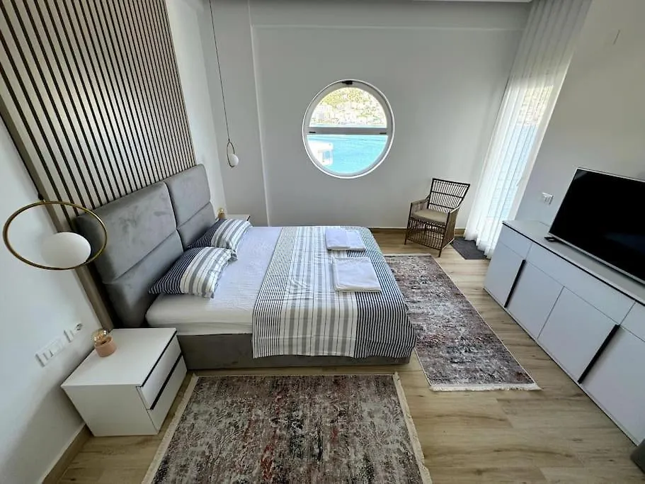 Appartamento Seafront Oasis Luxury Apartment, With Sae View Sarandë