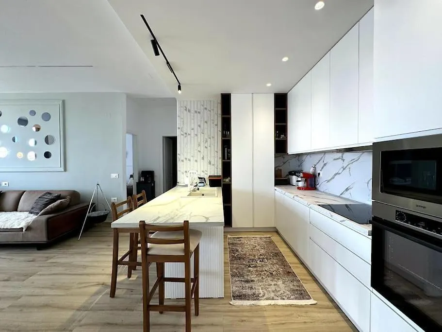 Seafront Oasis Luxury Apartment, With Sae View ساراندا 0*,  ألبانيا